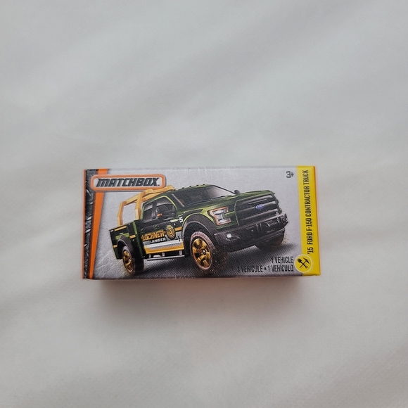 Matchbox '15 Ford F-150 Contractor Truck - Picture 1 of 2